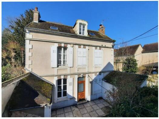 Maison à vendre 164 000 € 6 pièces 4 chambres 107 m² 94 m² de terrain Palais de Justice-Saint Eusebe-Pont Auxerre 89000