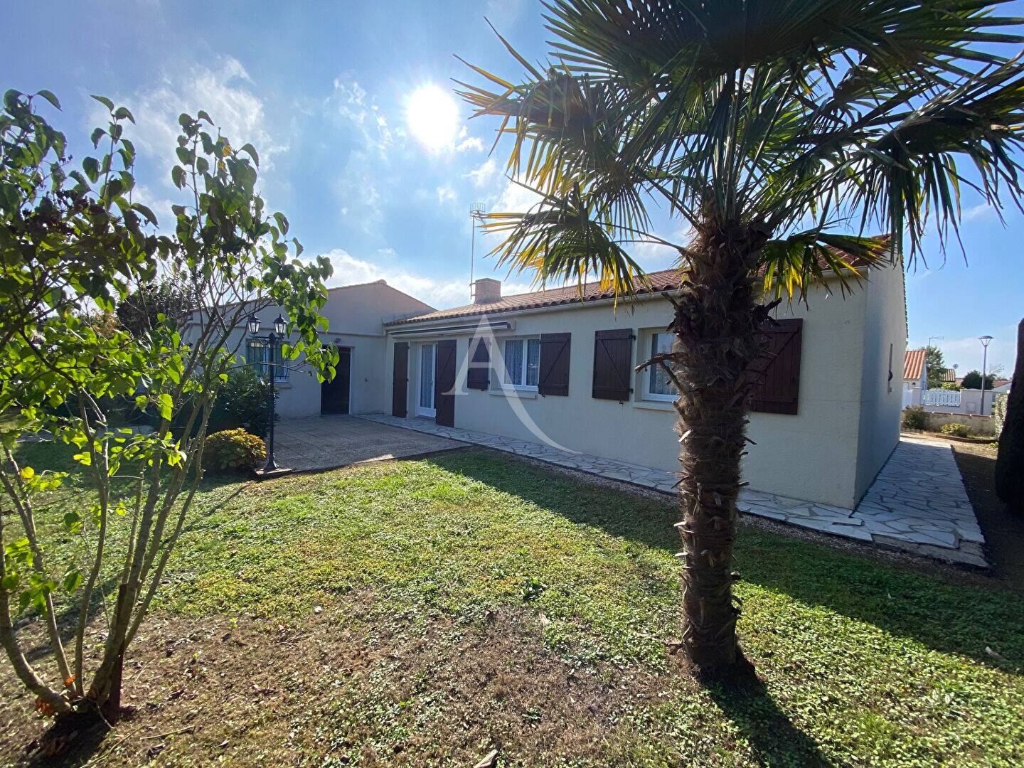 Maison à vendre, 94m², LONGEVILLE SUR MER