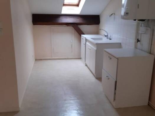Appartement à louer 420 € 2 pièces 1 chambre 30 m² 3ème étage Saint-Vallier 26240