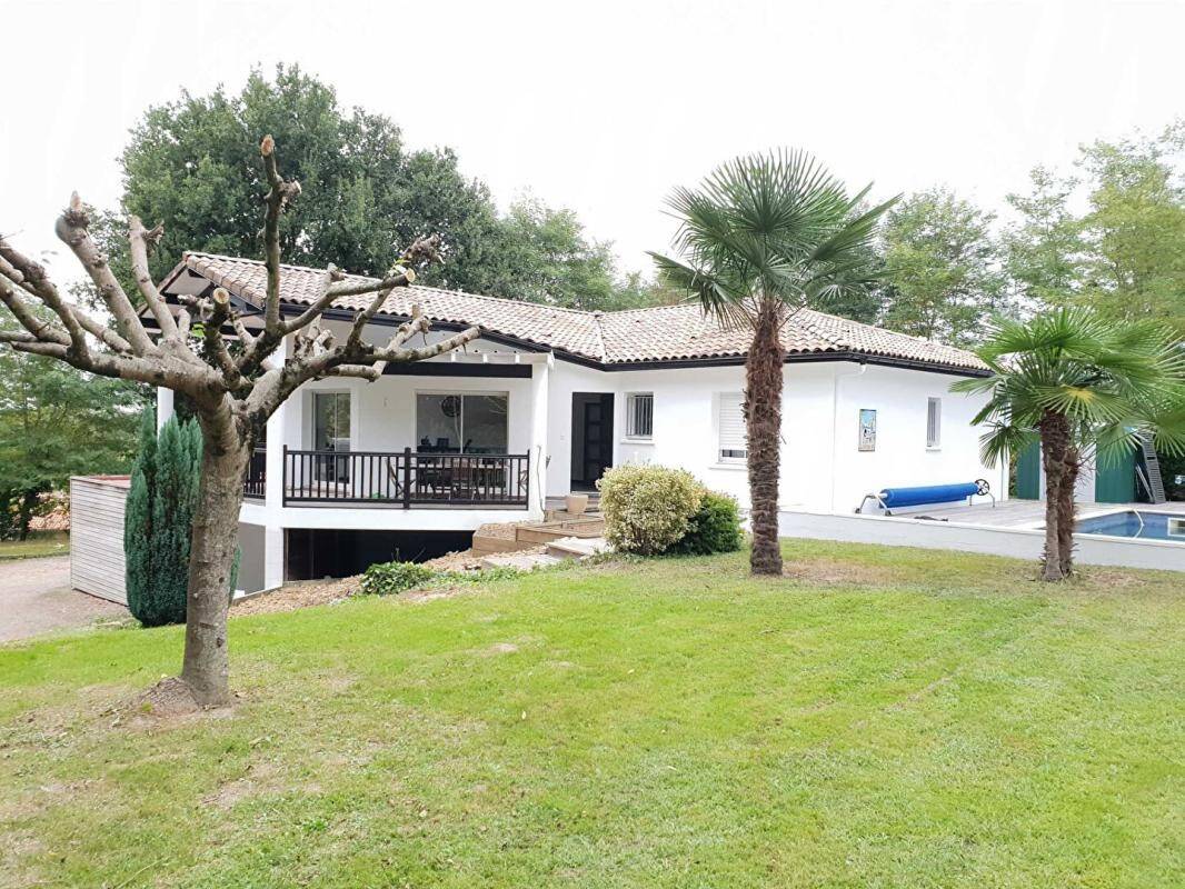 Maison à vendre, 150m², PRECHACQ LES BAINS