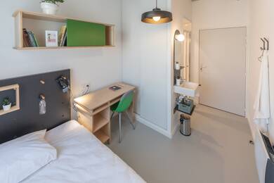 Appartement à louer - Neuf 850 € 1 pièce 2 chambres 29 m² 7 étages Pvé Neuf-Mont d'Est Noisy-le-Grand 93160