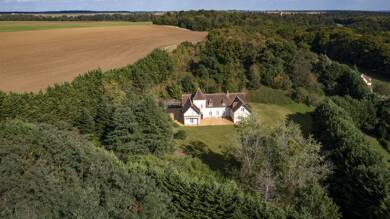 Maison à vendre 895 000 € 11 pièces 6 chambres 500 m² 25 000 m² de terrain Nanteuil-le-Haudouin 60440