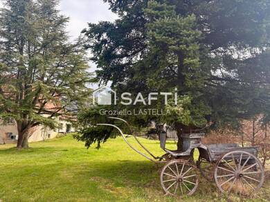 Maison à vendre 690 000 € 10 pièces 6 chambres 333 m² 4 500 m² de terrain La Buisse 38500