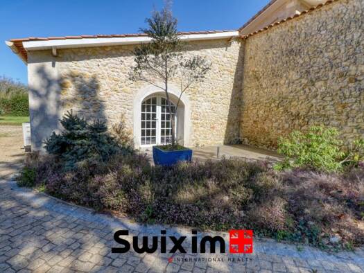 Maison à louer 760 € 2 pièces 1 chambre 31,4 m² Saint-Germain-d'Esteuil 33340