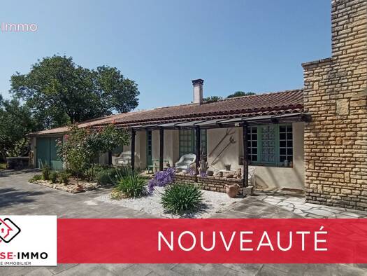 Maison à vendre 486 000 € 7 pièces 4 chambres 231 m² 1 351 m² de terrain Saint-Michel-en-l'Herm 85580
