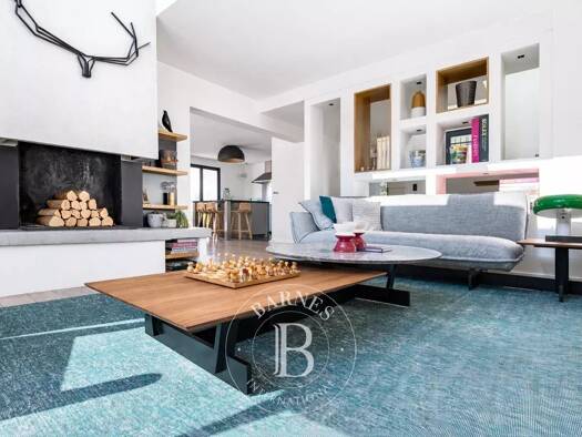 Villa à vendre 2 500 000 € 6 pièces 5 chambres 200 m² 1 300 m² de terrain Menthon-Saint-Bernard 74290