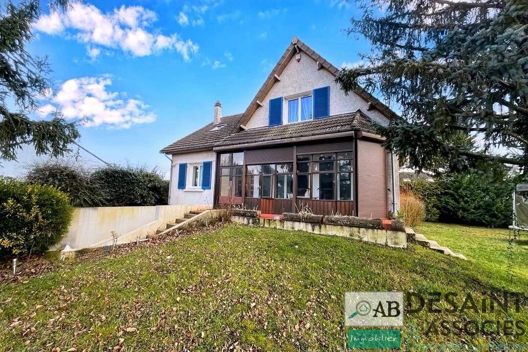 Maison à vendre, 120m², CRECY LA CHAPELLE