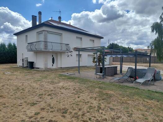 Maison à vendre 260 000 € 6 pièces 5 chambres 155 m² 1 882 m² de terrain Brantôme en Périgord 24310