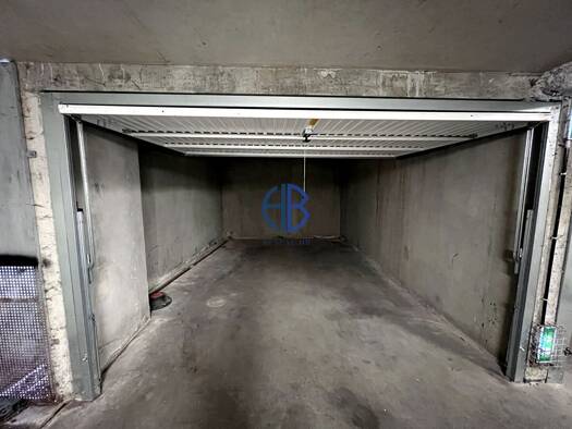 Parking à vendre 20 000 € 20 m² Croix Luizet Villeurbanne 69100