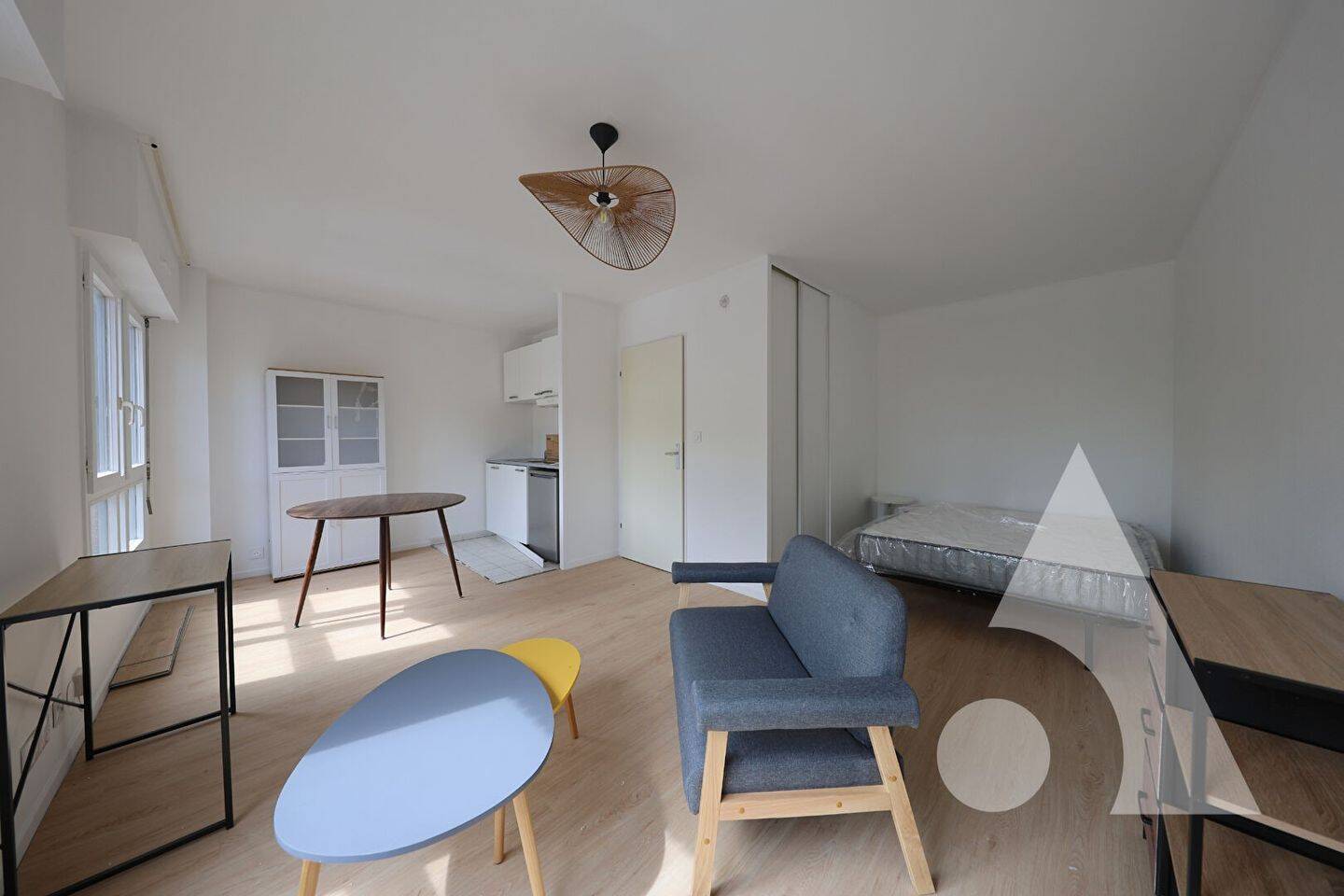 Maison à louer, 28m², COURCOURONNES