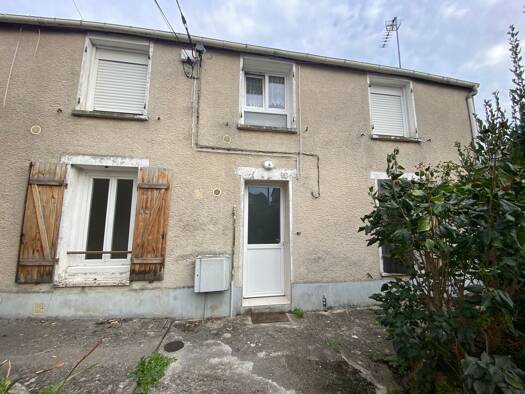 Maison à louer 550 € 2 pièces 1 chambre 30 m² Ville Basse-Centre Montereau-Fault-Yonne 77130