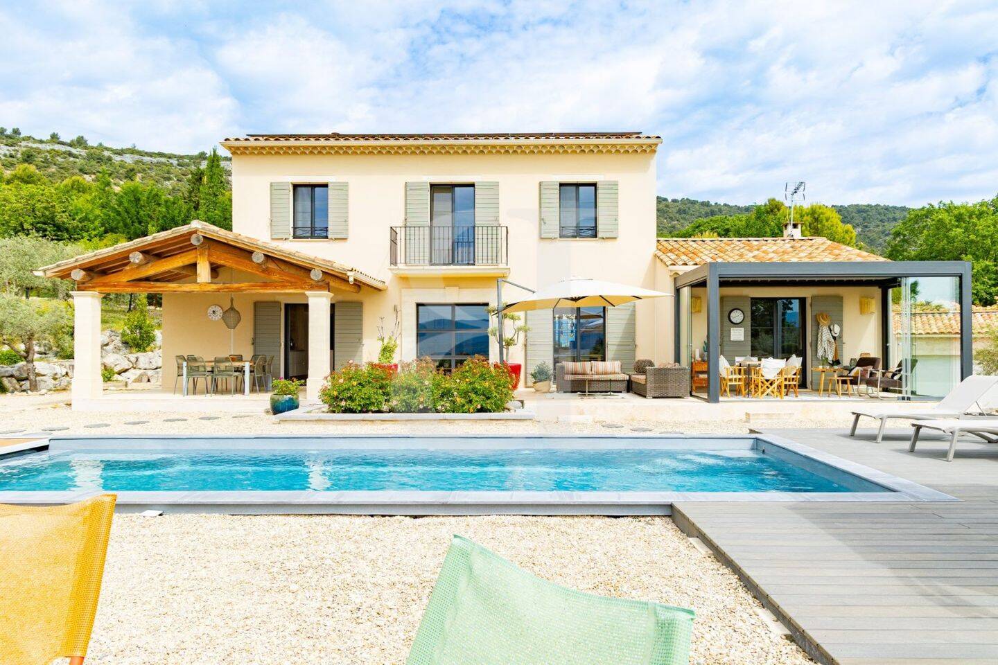 Maison à vendre, 320m², SAINT SATURNIN LES APT