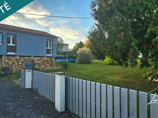 Maison à vendre 149 900 € 3 pièces 2 chambres 72 m² 1 327 m² de terrain Brassac-les-Mines 63570