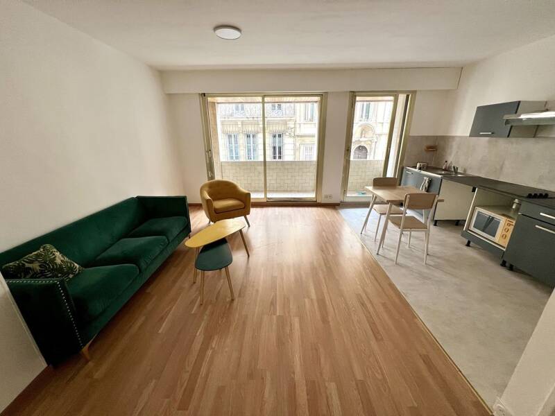 Maison à louer, 47m², MARSEILLE 6E