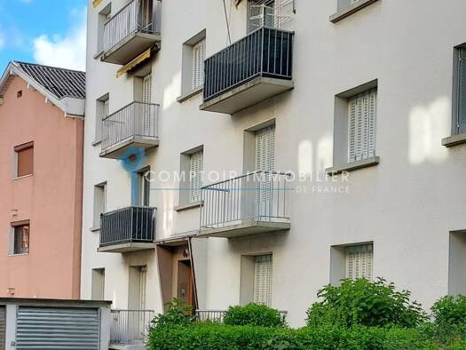 Appartement à vendre 137 500 € 4 pièces 2 chambres 67 m² Étage 1/4 Grenoble 38000