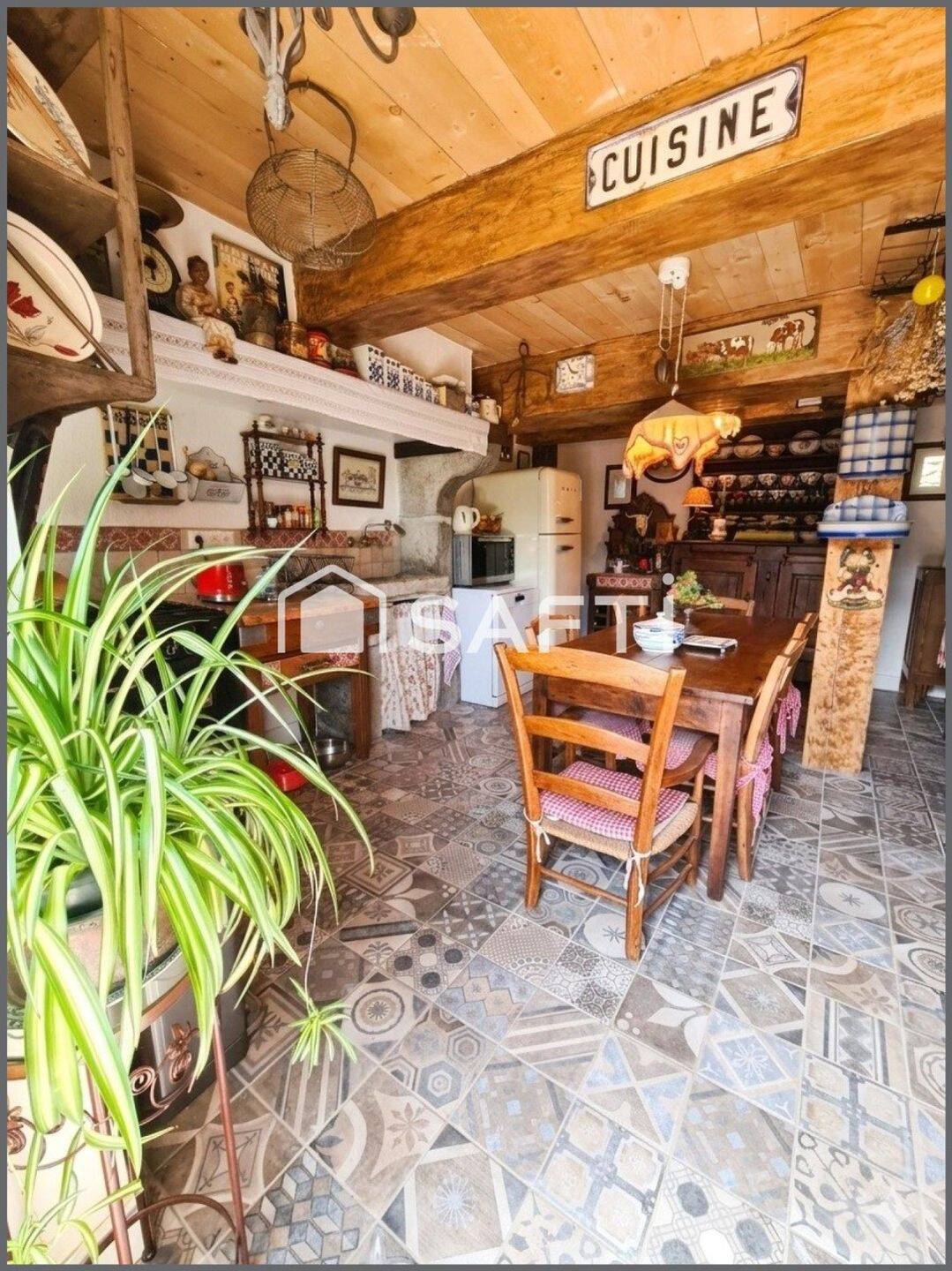 Maison à vendre, 150m², VALLON PONT D'ARC