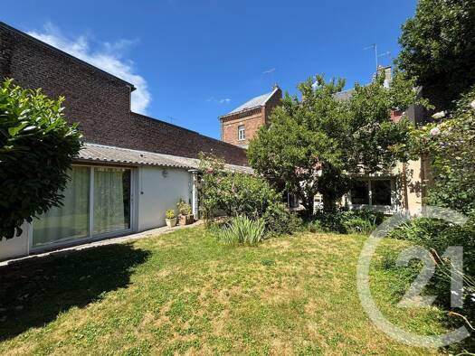 Demeure à vendre 499 900 € 10 pièces 9 chambres 247 m² 329 m² de terrain Saint Acheul Amiens 80090