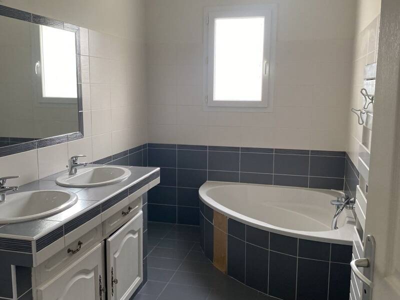 Maison à louer, 109m², ALES