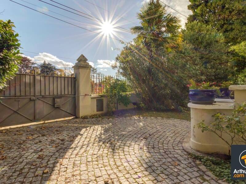 Maison à louer, 180m², TASSIN LA DEMI LUNE