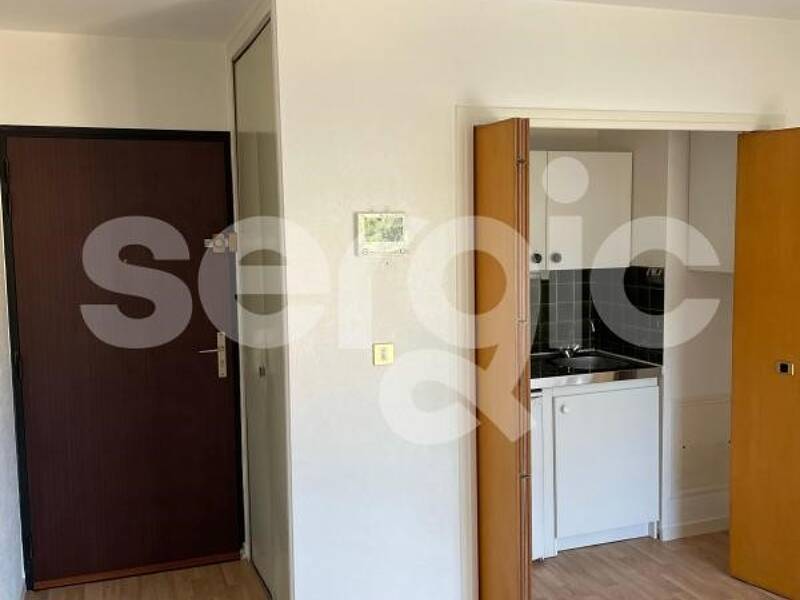 Maison à louer, 17m², REIMS