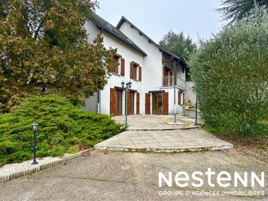 Maison à louer 2 400 € 7 pièces 5 chambres 174 m² 698 m² de terrain Les Bords de Seine Soisy sur Seine 91450