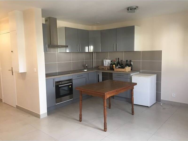 Maison à louer, 60m², VILLENEUVE LE ROI