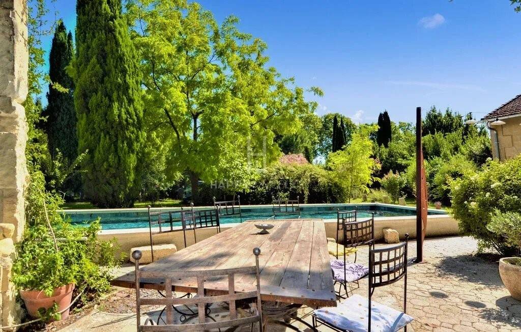 Maison à vendre, 356m², TARASCON
