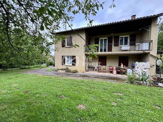 Maison à vendre 185 000 € 6 pièces 4 chambres 100 m² Bélesta 09300