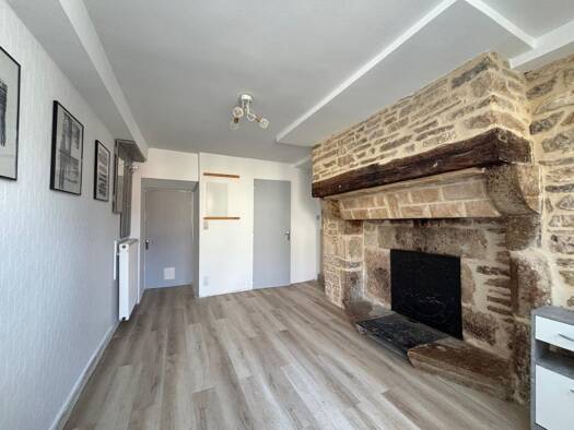Maison à vendre 90 000 € 6 pièces 2 chambres 100 m² Cérilly 21330