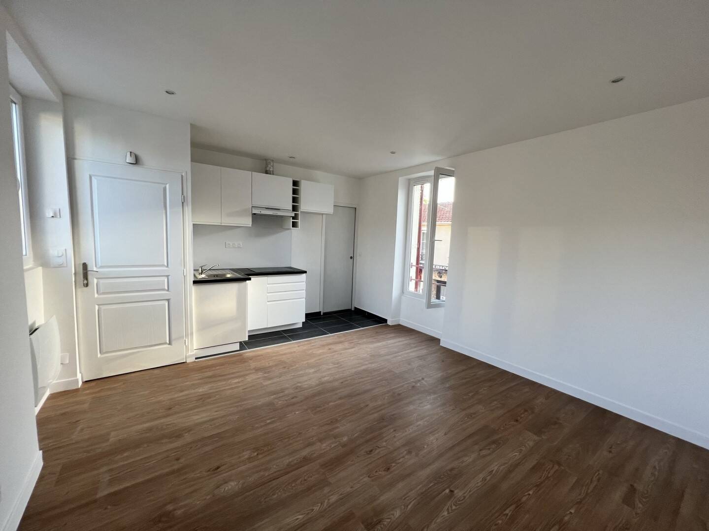 Maison à louer, 39m², SAINT MAUR DES FOSSES