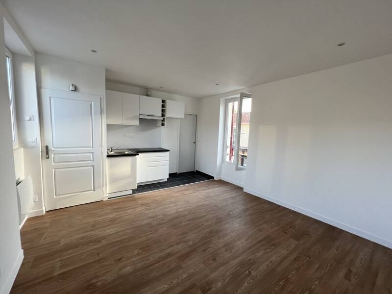 Maison à louer, 39m², SAINT MAUR DES FOSSES