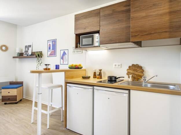 Appartement à louer 913 € 3 pièces 2 chambres 41 m² Village-Haut de Penoy-Les Cheminots Vandœuvre-lès-Nancy 54500