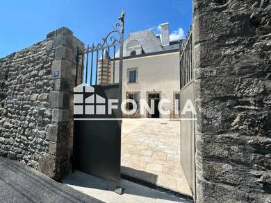 Appartement à louer 620 € 2 pièces 1 chambre 37,7 m² Dernier étage, Étage 2/2 Zone Sud-Saint Goustan Auray 56400