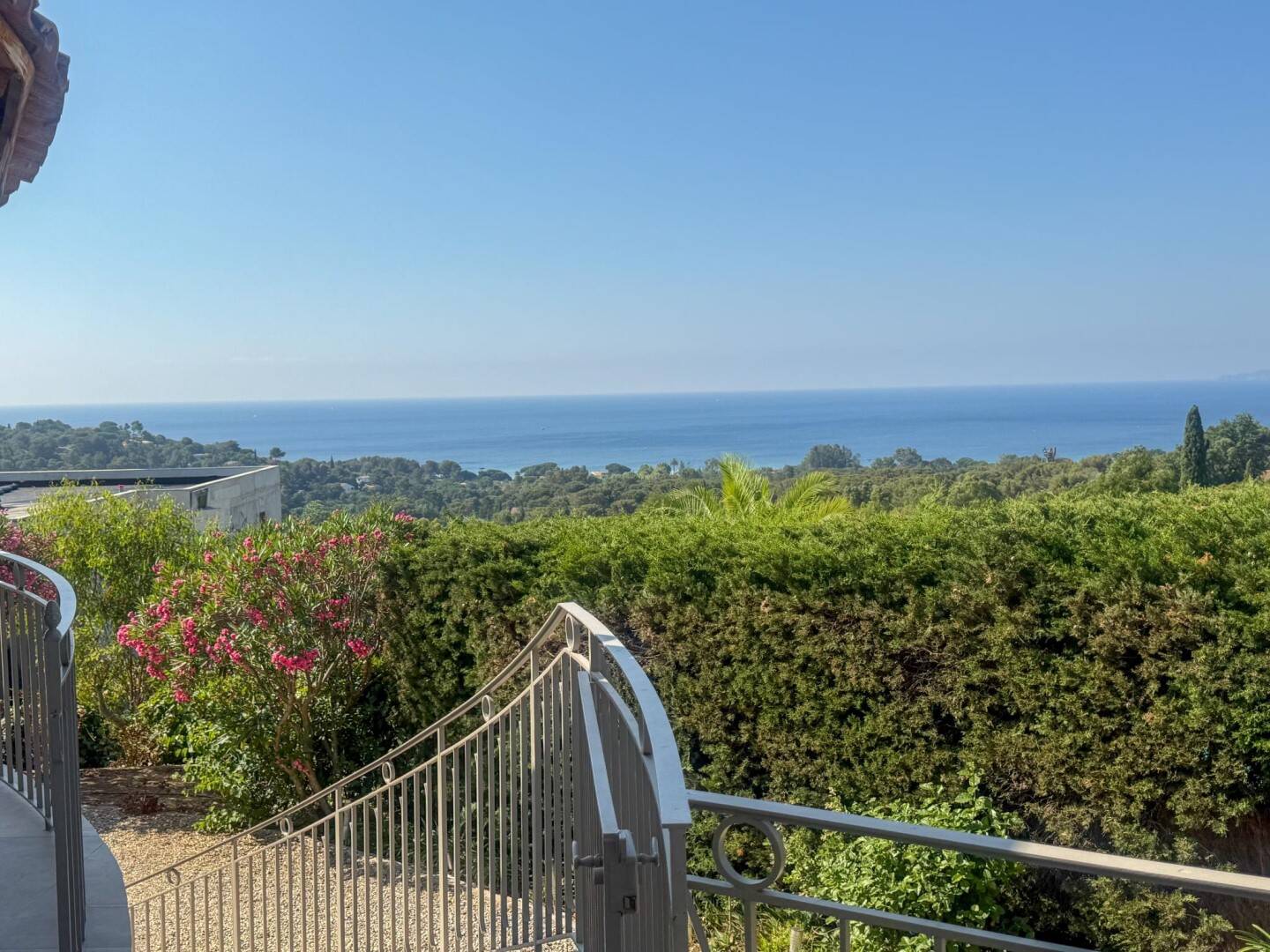 Maison à vendre, 190m², LA CROIX VALMER