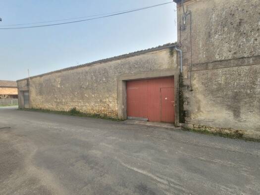 Immeuble à vendre 44 000 € 130 m² Cissac-Médoc 33250