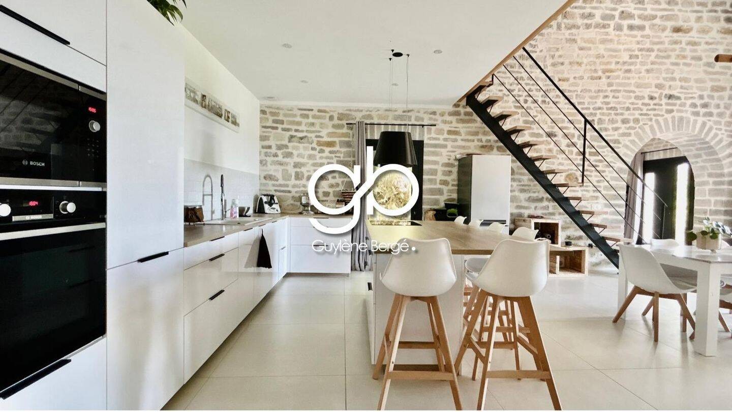 Maison à vendre, 168m², SAINT MATHIEU DE TREVIERS