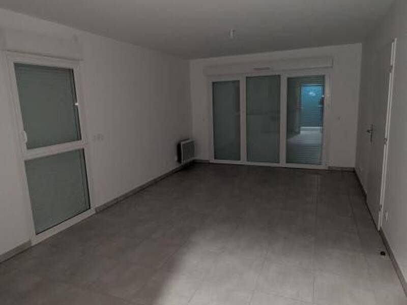 Maison à louer, 58m², SAINT JEAN D'ILLAC