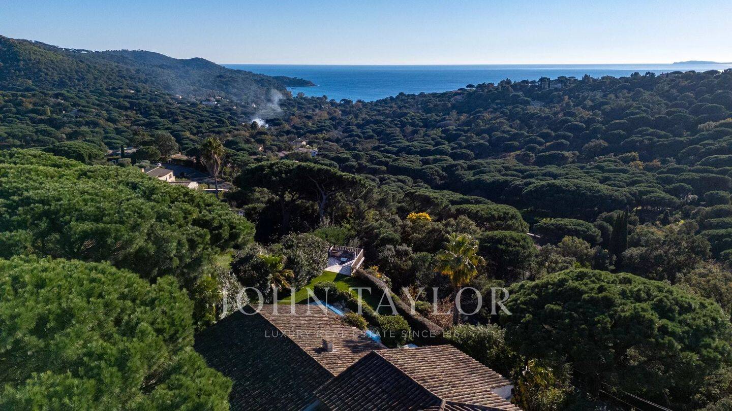 Maison à vendre, 173m², LA CROIX VALMER