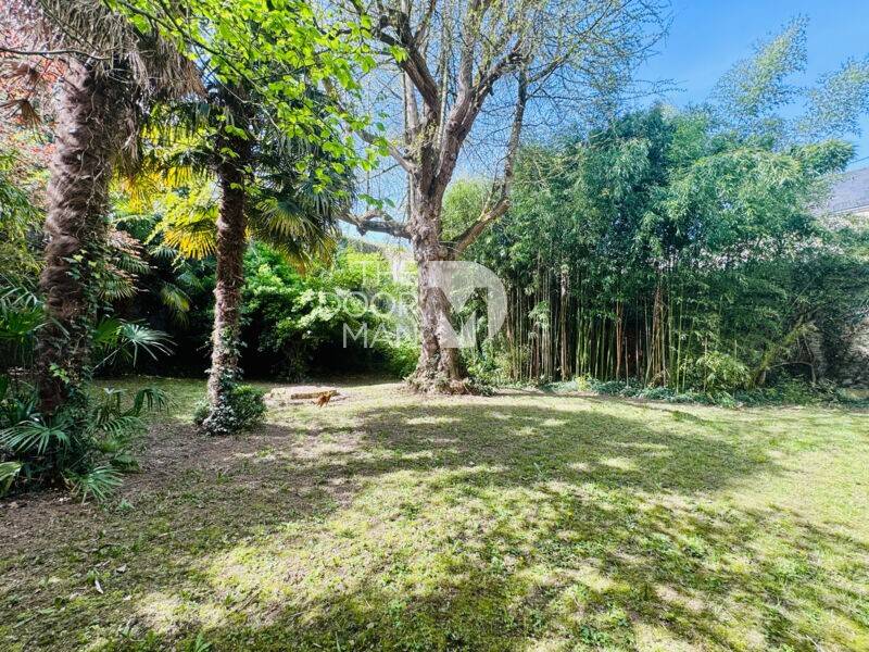 Maison à vendre, 317m², LAVAL