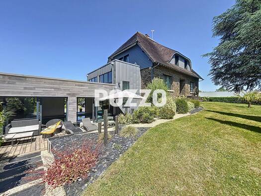 Maison à vendre 445 000 € 6 pièces 5 chambres 310 m² 1 853 m² de terrain Grandparigny 50600