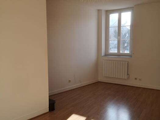 Duplex à louer - logement étudiant 707 € 2 pièces 1 chambre 40 m² Étage 1/1 Égly 91520