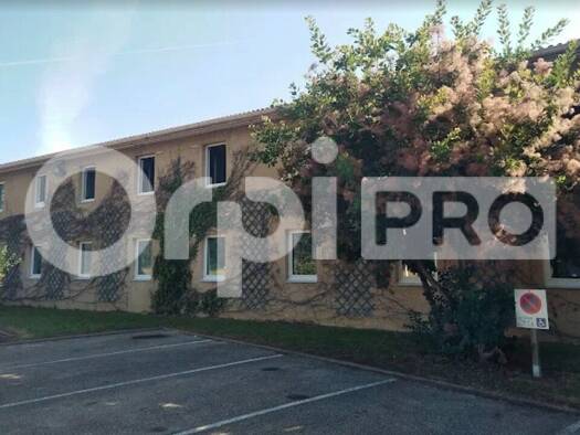 Espace bureau à vendre 1 190 000 € 1 150 m² de bureaux divisible jusqu'à 1 150 m² Bourg-en-Bresse 01000