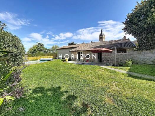 Maison à vendre 459 000 € 7 pièces 4 chambres 129 m² 1 132 m² de terrain Lancié 69220