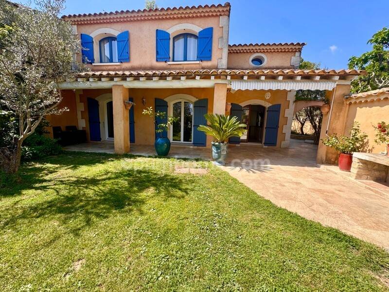 Maison à vendre, 130m², MAUSSANE LES ALPILLES