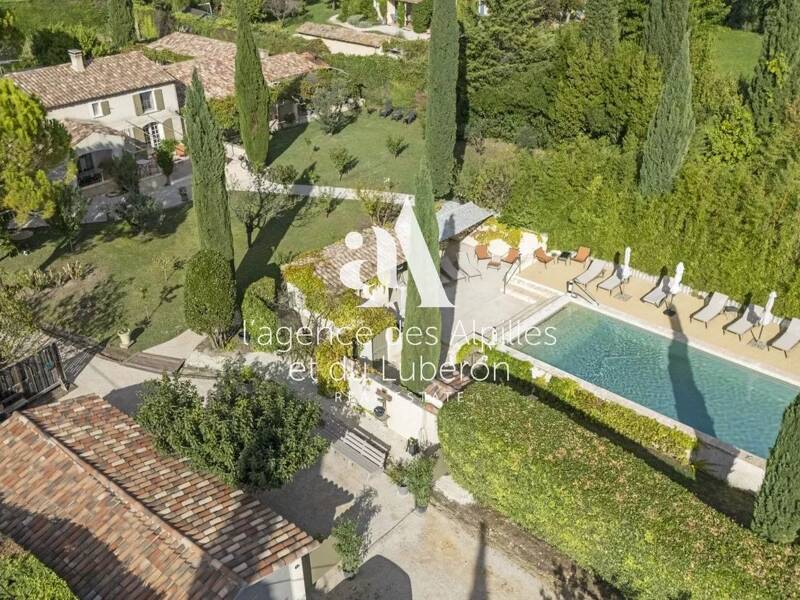 Maison à vendre, 247m², MAUSSANE LES ALPILLES
