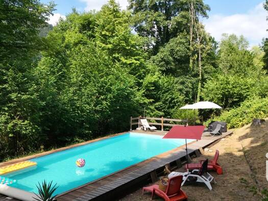 Maison à vendre 395 000 € 6 pièces 5 chambres 217 m² 4 216 m² de terrain Montanges 01200