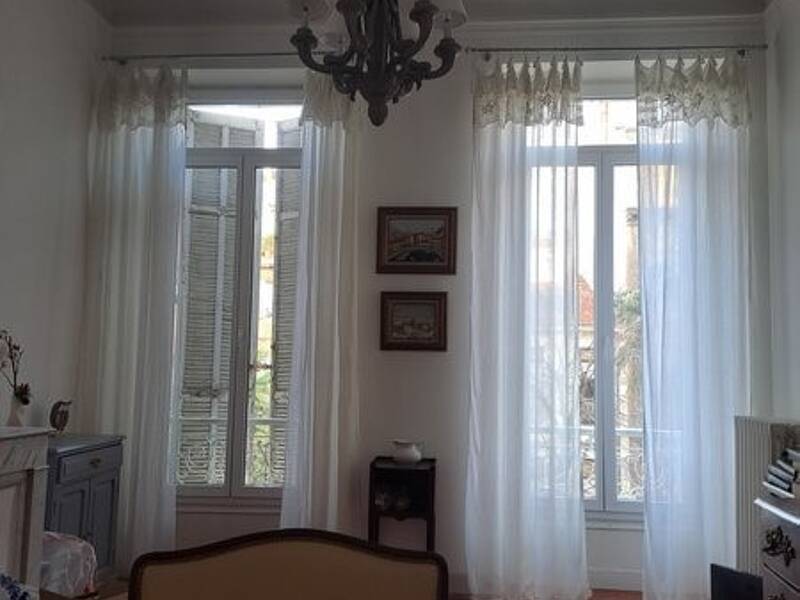 Maison à louer, 19m², MARSEILLE 6E