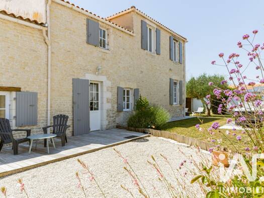 Maison à vendre 535 000 € 8 pièces 5 chambres 185 m² 601 m² de terrain Saint-Xandre 17138
