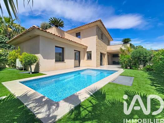 Maison à vendre 1 890 000 € 4 pièces 4 chambres 130 m² 430 m² de terrain Nartelle-Noyer-Bellevue-bd des Sardinaux Sainte-Maxime 83120