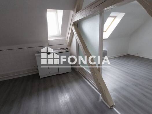 Appartement à louer 425 € 1 pièce 24,5 m² RDC/4 Centre - Chapelle des Buis Besançon 25000